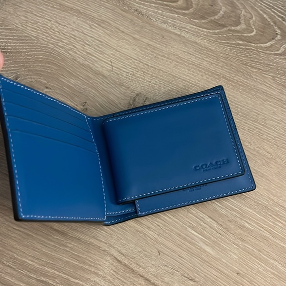 Blue Leather Coach Wallet - Picture 4 of 7